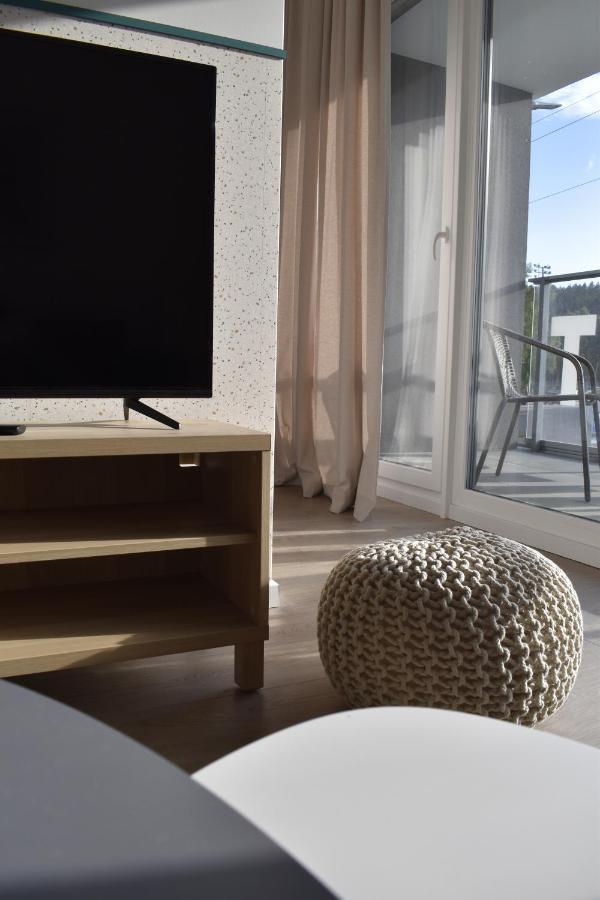 White Apartment Modern Tower Atal Gdynia Bagian luar foto