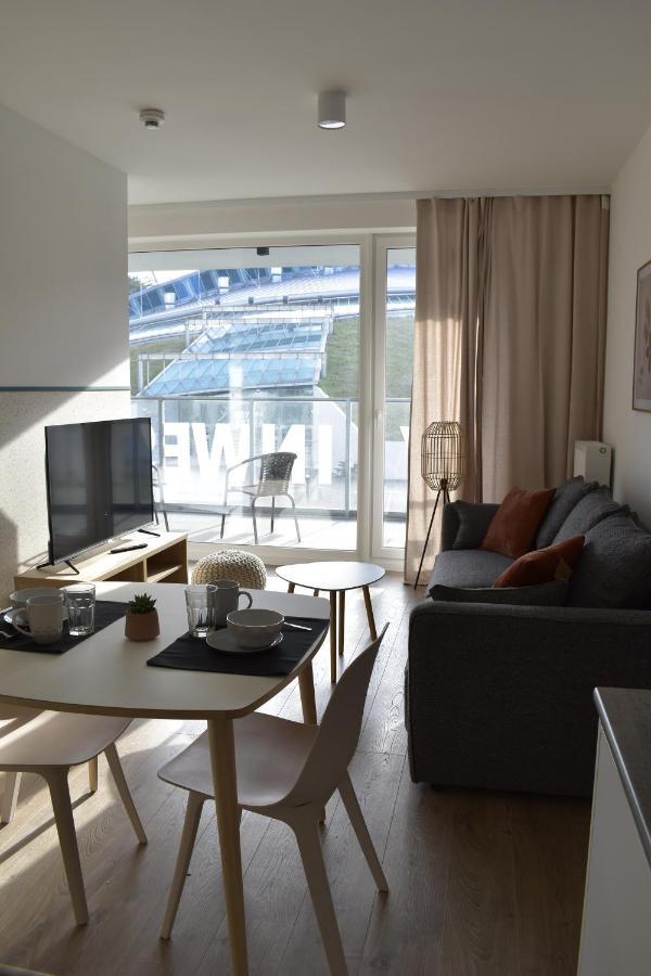 White Apartment Modern Tower Atal Gdynia Bagian luar foto